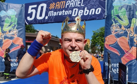Polak z Glasgow zdobył Koronę Maratonów Polskich