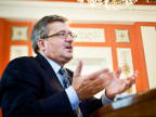 Prezydent wycofuje się z pomysłu oddania mieszkańcom części władzy