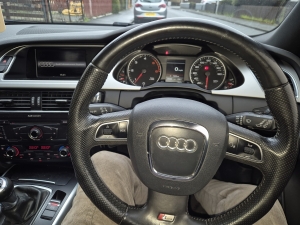 Audi A4 b8 black edition avant 2.0 Diesel